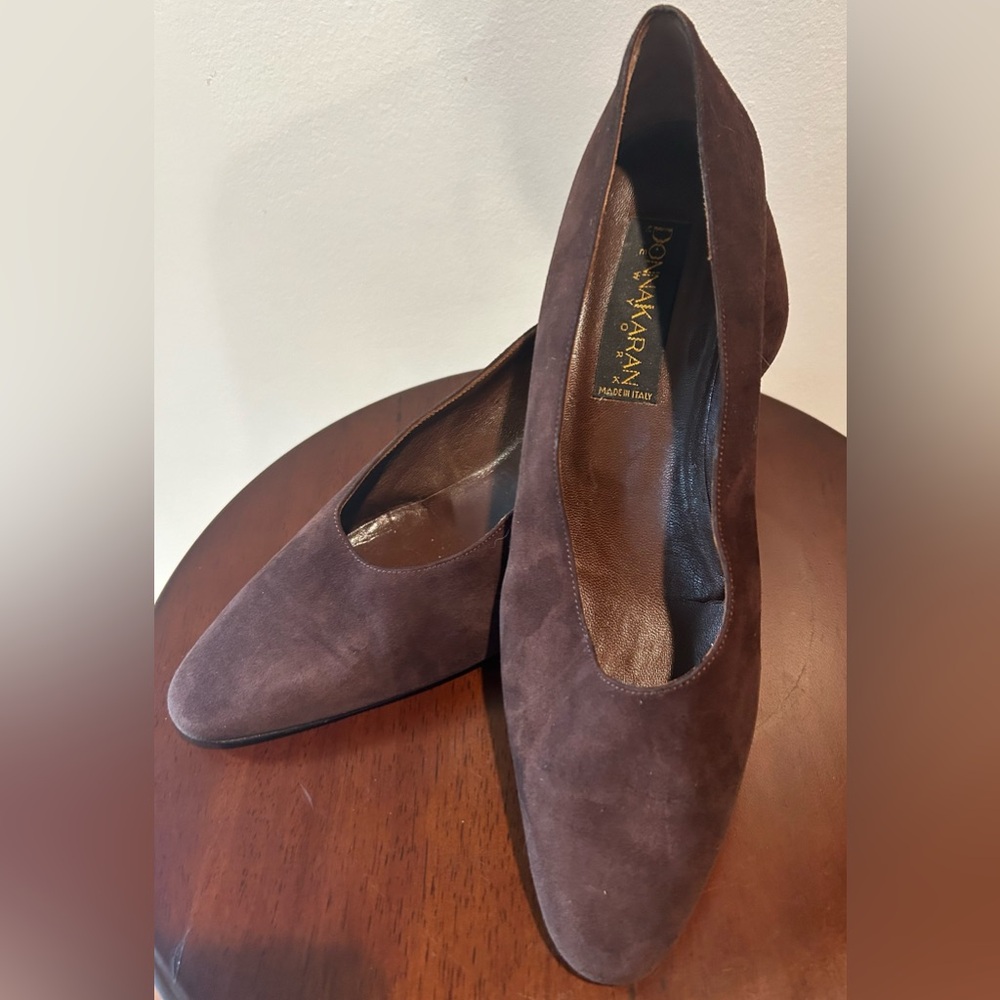 Donna Karan New York Brown Suede Pumps